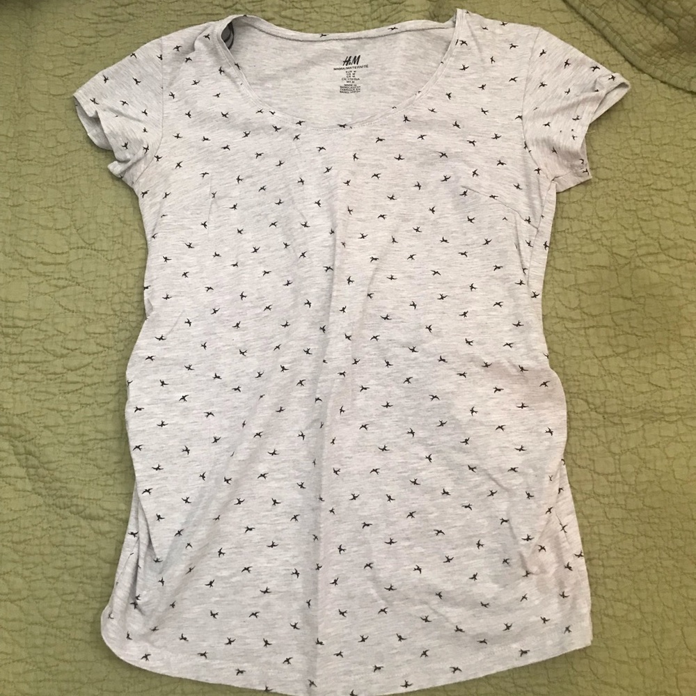 H&M Patterned Maternity Tee